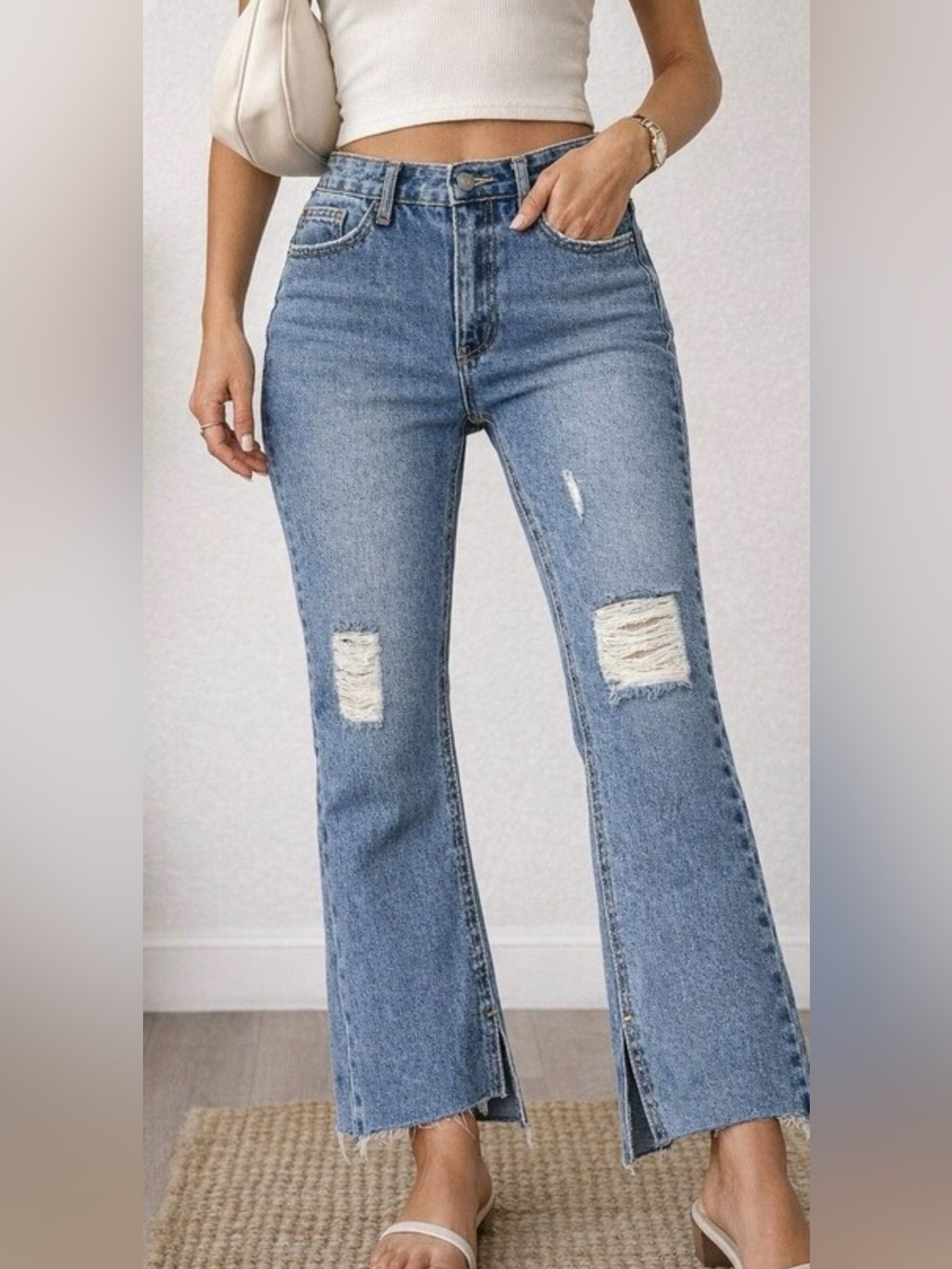 Avec Les Filles Jeans bootcut distressed NWT Ripped hem & knees Split Hem Sz 27